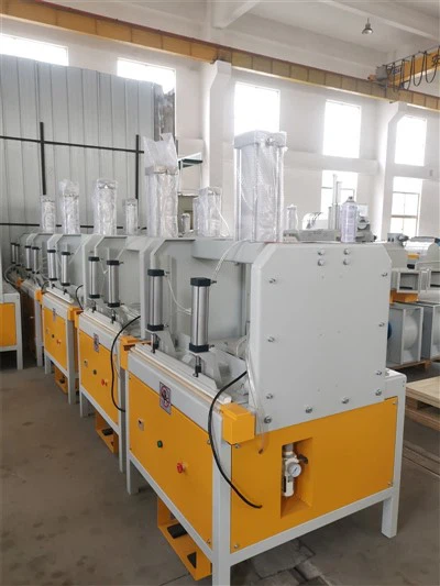 Mašina za kompresiju jastuka sa jednim cilindrom